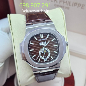 Patek Philippe Nautilus 5726 acier cadran brun phase de lune bracelet cuir
